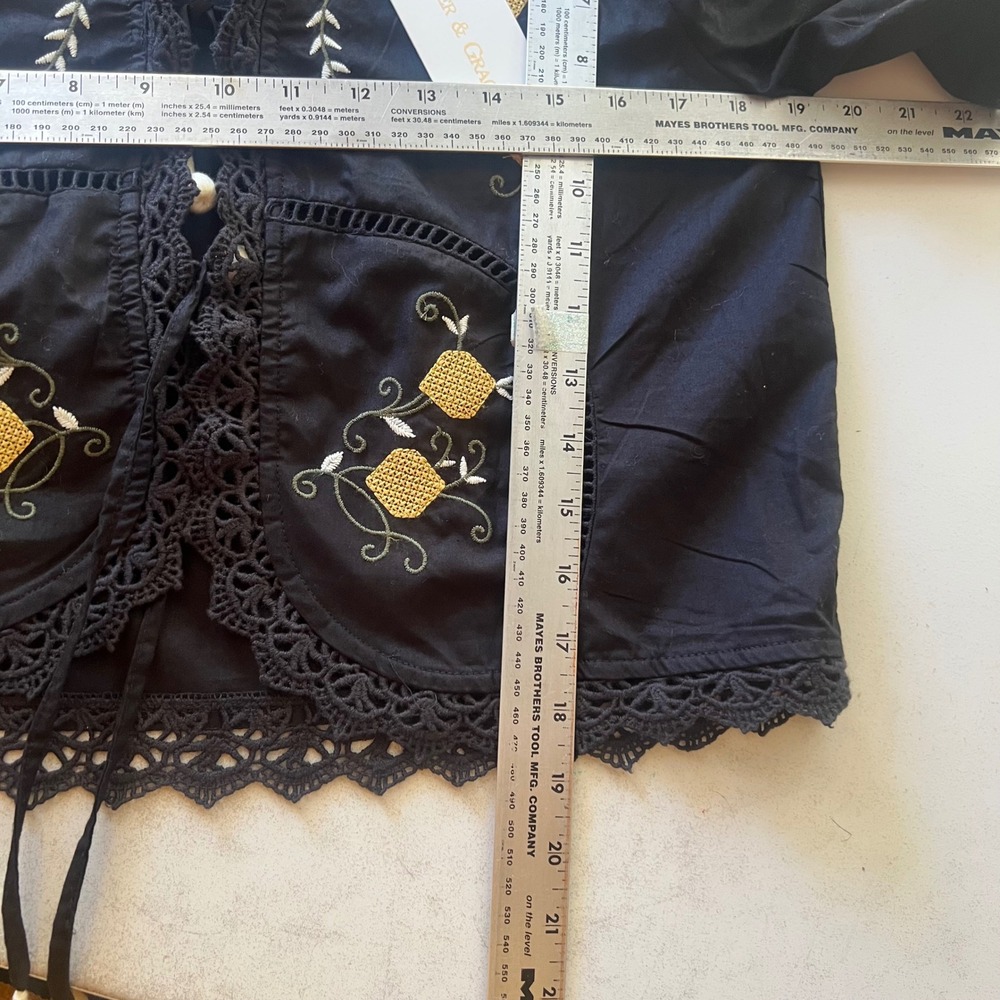 Jennifer & Grace Embroidered Cotton Lace Trim Tie Front Top S NWT Festival Fairy - Picture 6 of 6